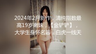 淫乱的房间群P盛宴，猛男与老熟女激情啪啪，各种爆草蹂躏口交大鸡巴，情趣装露脸享受抽插抠逼揉奶浪叫呻吟